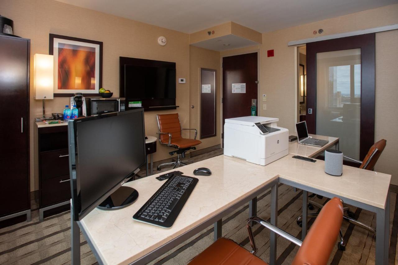 Holiday Inn New York City - Times Square By Ihg Ngoại thất bức ảnh
